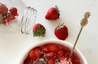 Raw Vegan Berry Protein Blast Smoothie Bowl Recipe